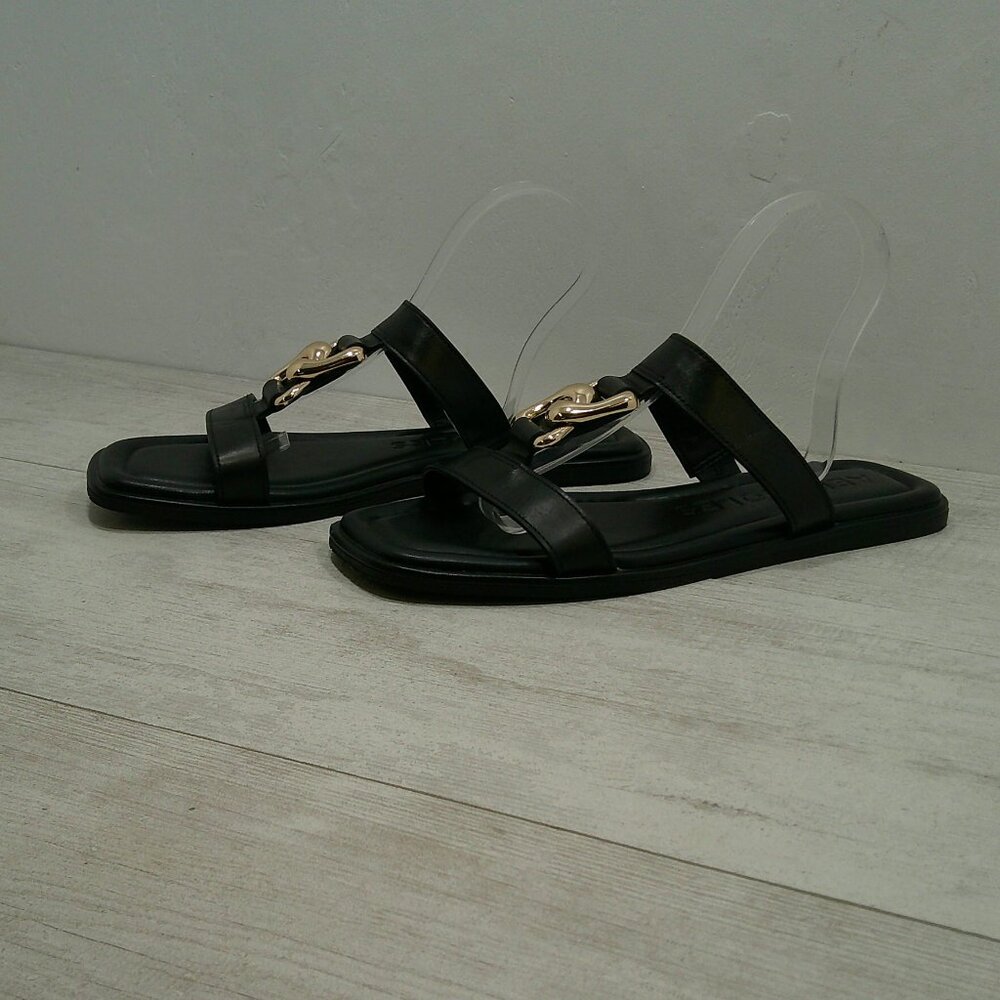Aerosoles Boston Women's Black Leather Flat Sandals with Chain Detail Size 9.5 M - Picture 8 of 9